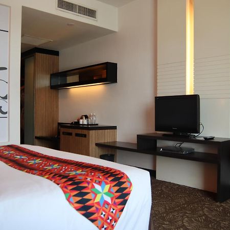 The Klagan Hotel Кота Кинабалу Екстериор снимка