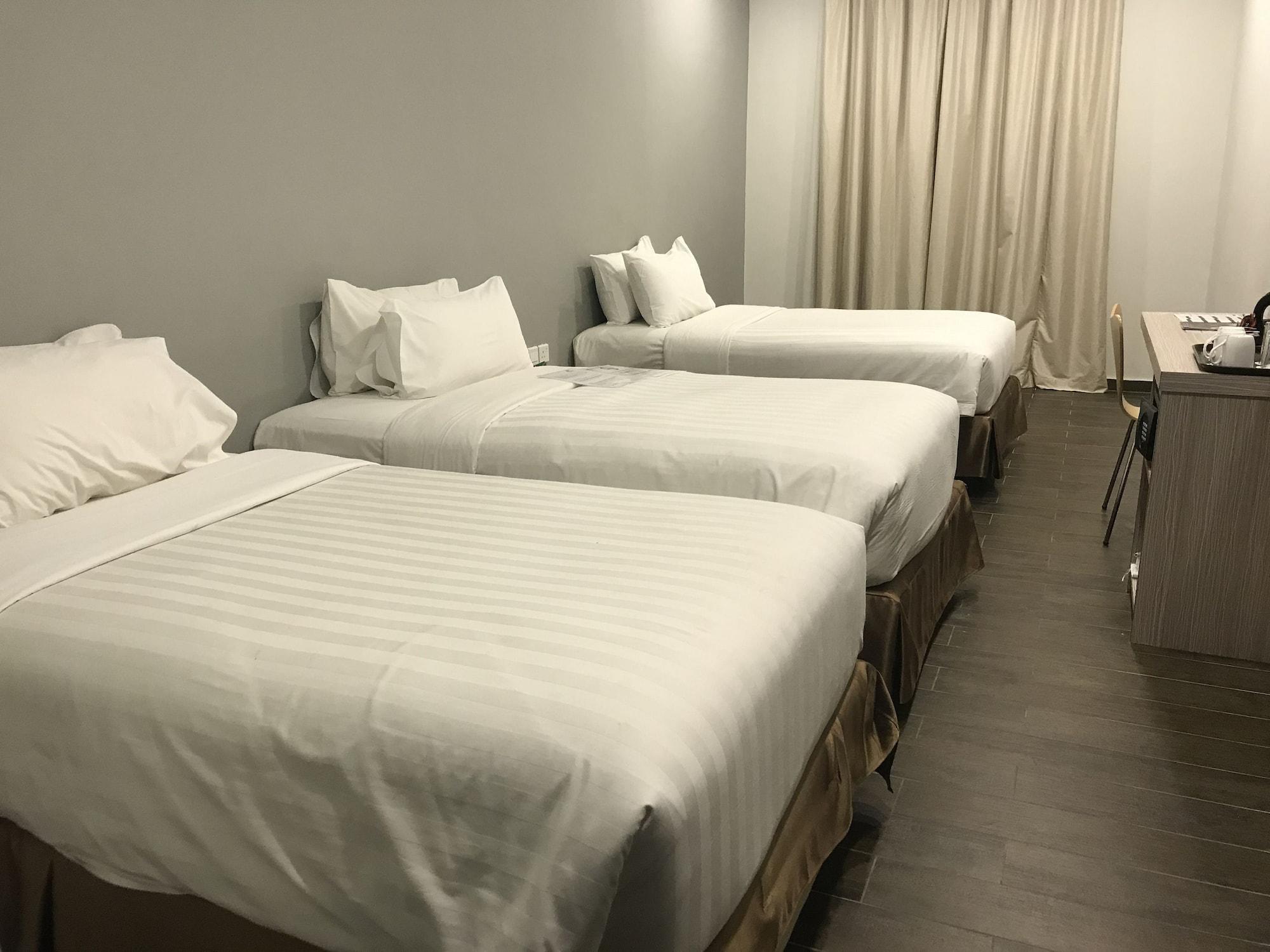 The Klagan Hotel Кота Кинабалу Екстериор снимка