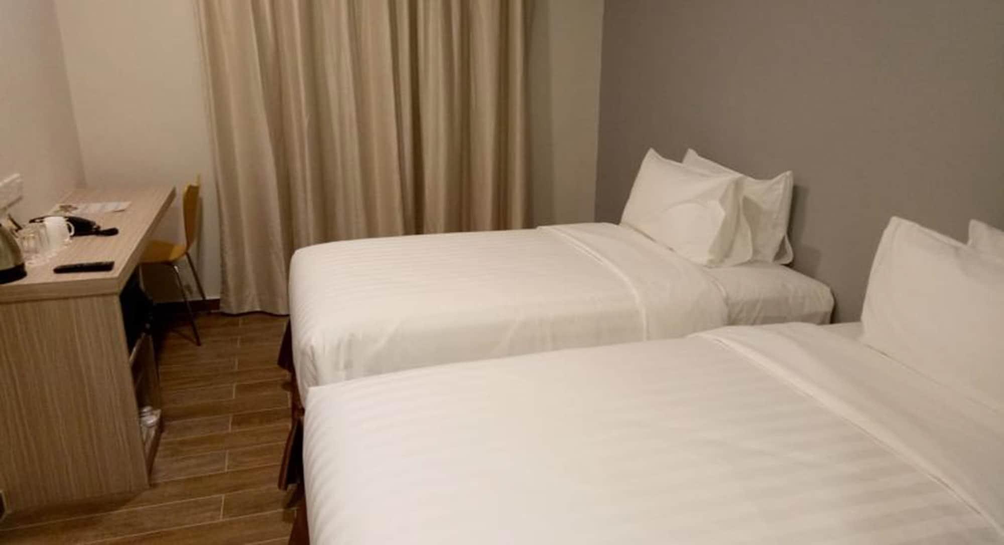 The Klagan Hotel Кота Кинабалу Екстериор снимка