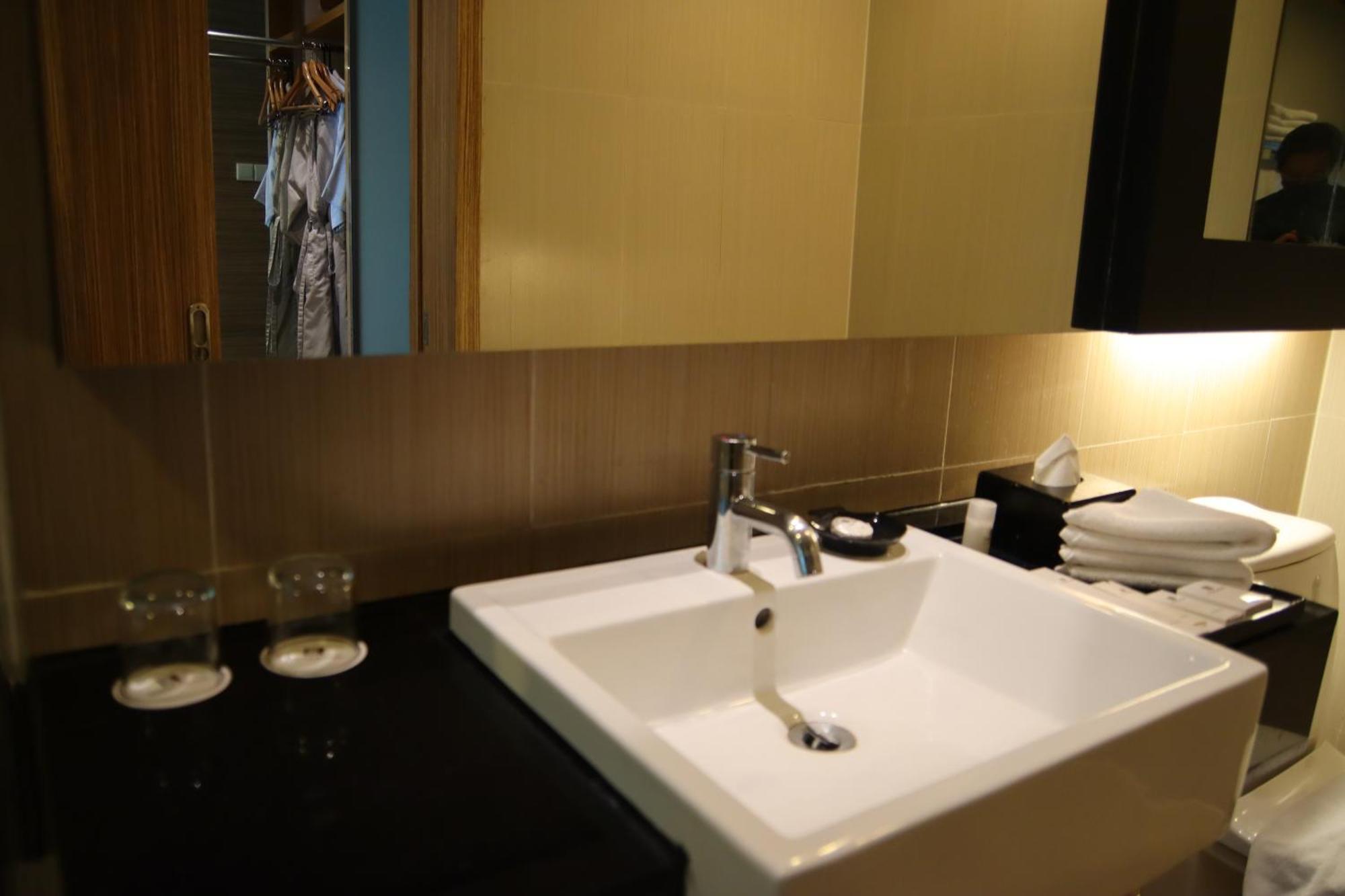 The Klagan Hotel Кота Кинабалу Екстериор снимка
